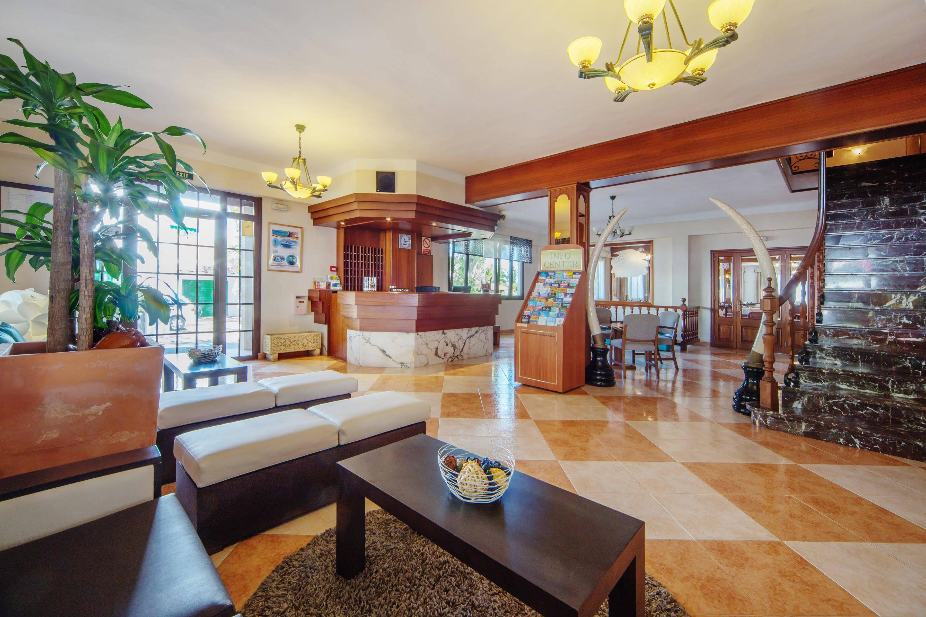 Hotell Ses Puntetes 3*
